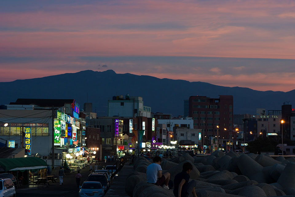 tapdong shashimi street